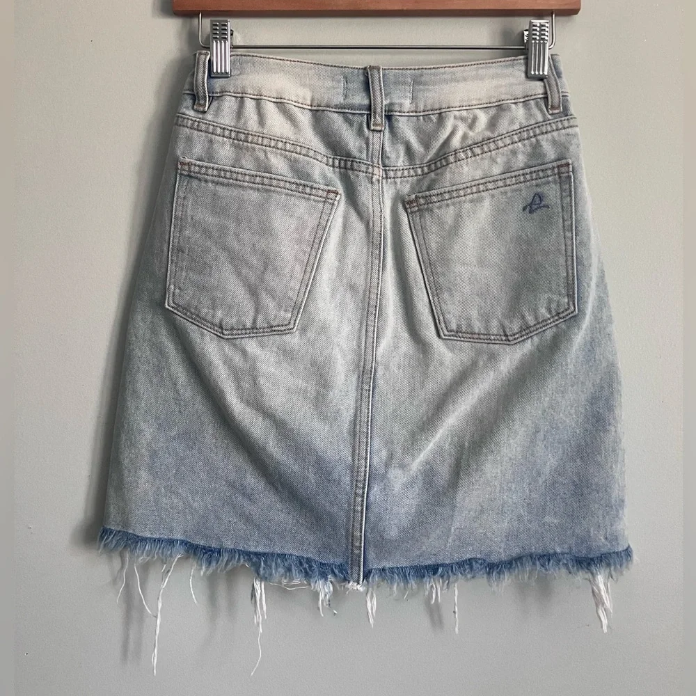 DL1961 Georgia High Waited Light Wash Denim Raw Hem Skirt Size XS - Picture 5 of 9